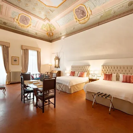 Palazzo D'ambra Residenza D'epoca Bed & Breakfast *
