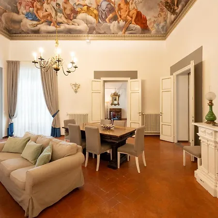Palazzo D'ambra Residenza D'epoca Bed & Breakfast