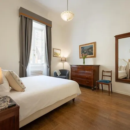 Palazzo D'ambra Residenza D'epoca *