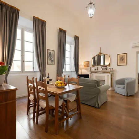Bed & Breakfast Palazzo D'ambra Residenza D'epoca *
